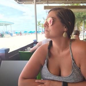 Meet your Posher, Stephanie